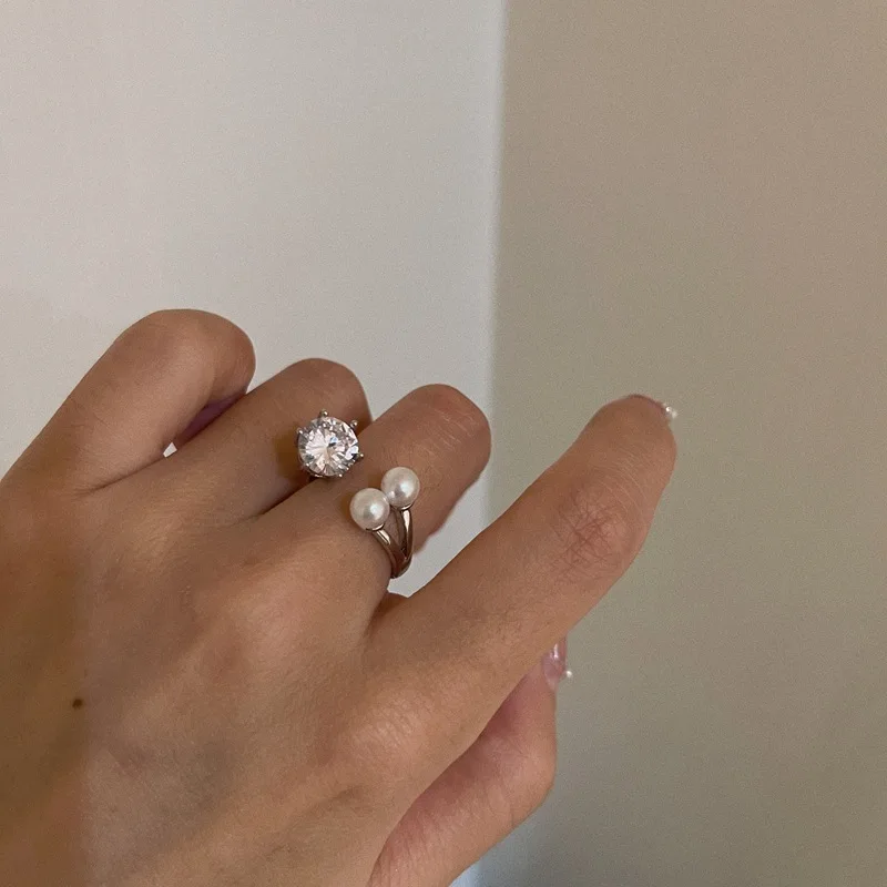 

2021 Luxury Silver Color Pearl Zircon Rings for Woman 2021 Vintage Sexy Open Ring Party Joint Ring Fashion Elegant Jewelry Gifts