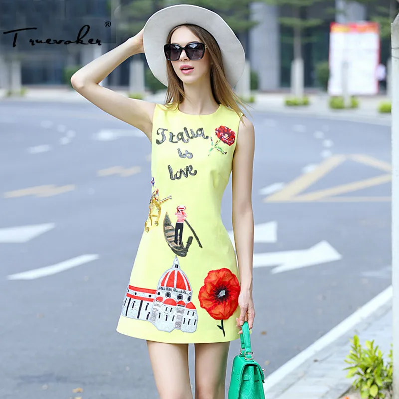 Женское платье без рукавов Truevoker желтое дизайнерское на пуговицах с золотистыми