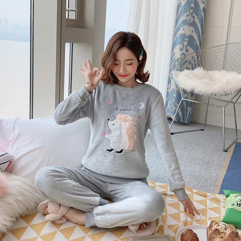 Winter Women Warm Casual Nightdress Sleepwear Pijama Mujer Flannel full-sleeve Pajamas Set Ladies Homewear Pyjamas Women Clothes