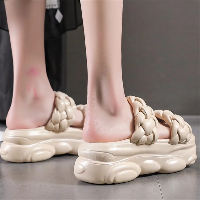 

Summer 2021 Women Leather Weave Slippers Platform Wedges Thick Sole Shoes Ladies Black Beach Outdoor Slides Casual Sexy Sandals