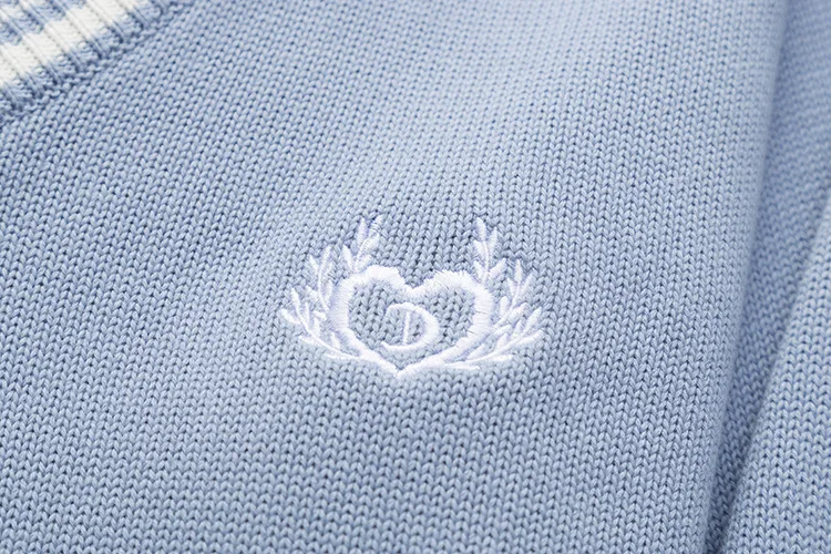 

Japanese JK Sweater Autumn and Winter JK Badge Embroidered College Style V-neck Long-Sleeved Pullover Loose Sweater Girl