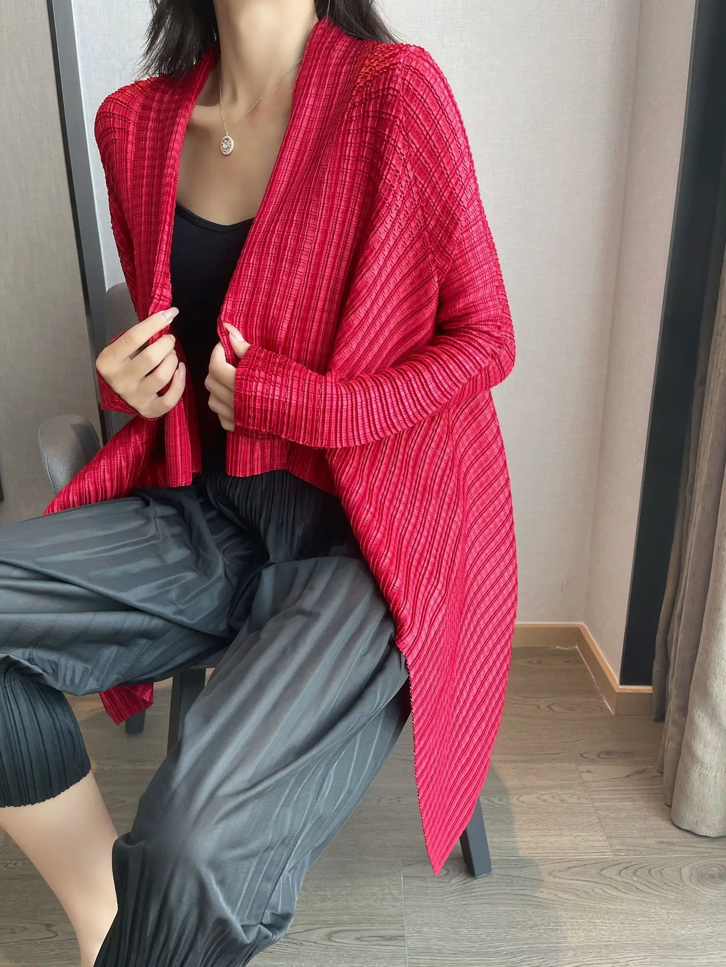 

2021autumn new style long-sleeved red outer cape women trench coat Miyak fold Large size cloak heavy industry irregular cardigan