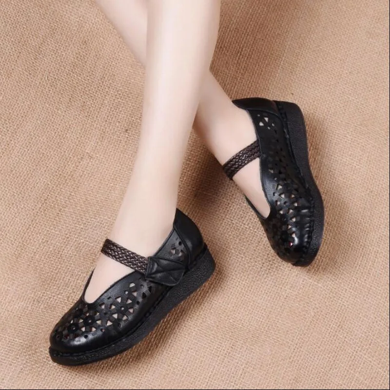 Handmade Women's Flats 2020 Summer Genuine Leather  Soft Bottom Ladies Shoes Hollow Hole Woman Retro Solid Gladiator Sandals