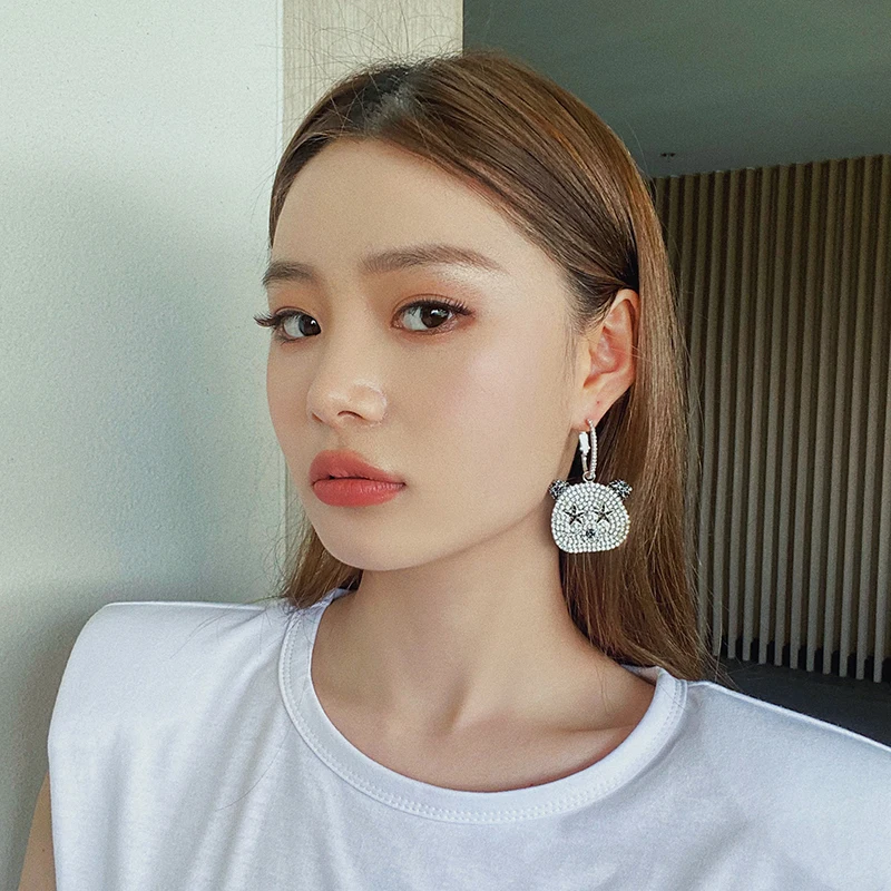 

The Original Designer Light Luxury fully-jewelled Giant Panda (Ailuropoda Melanoleuca) Earrings New Stud Earrings