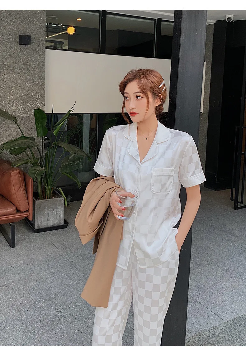 

2021 New Women's Pajamas Sets Short Sleeve Trousers Ice Silk Summer Nightwear Boutique Jacquard Plaid Satin Home Wear Sleepwear