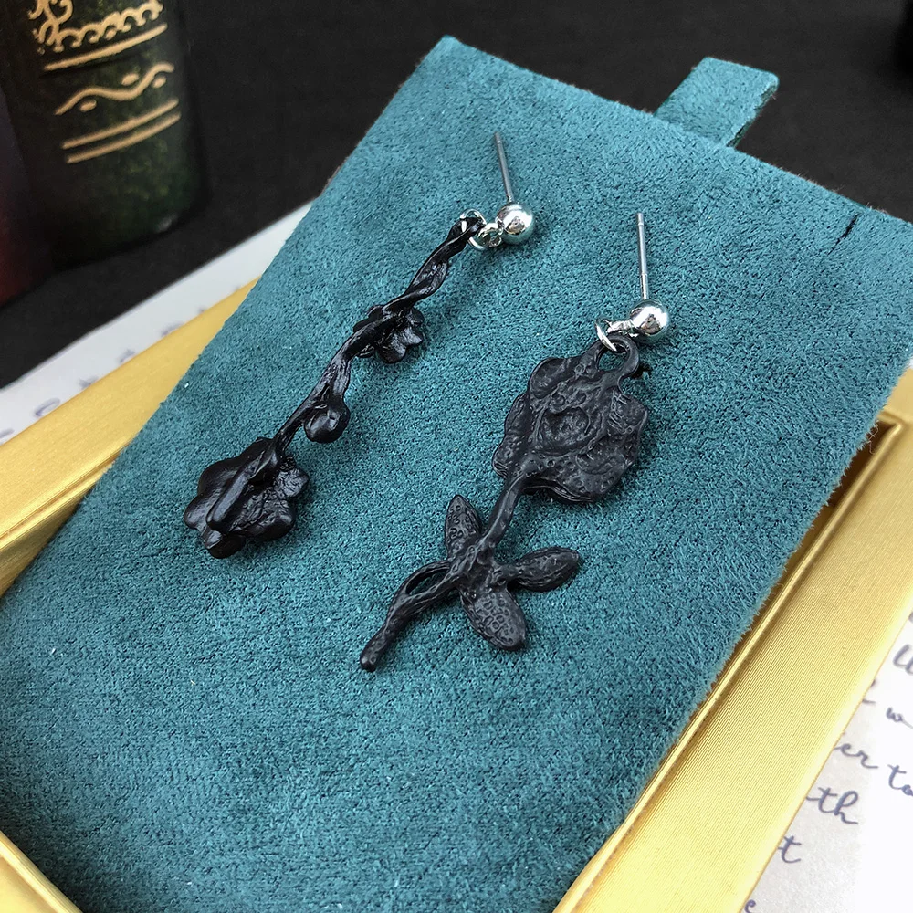 Gothic Jewelry Ornament Dark Goth Black Briar Rose Ear Stud Unglazed Club Rock Hip-Hop Asymmetry Dangle Earring | Украшения и