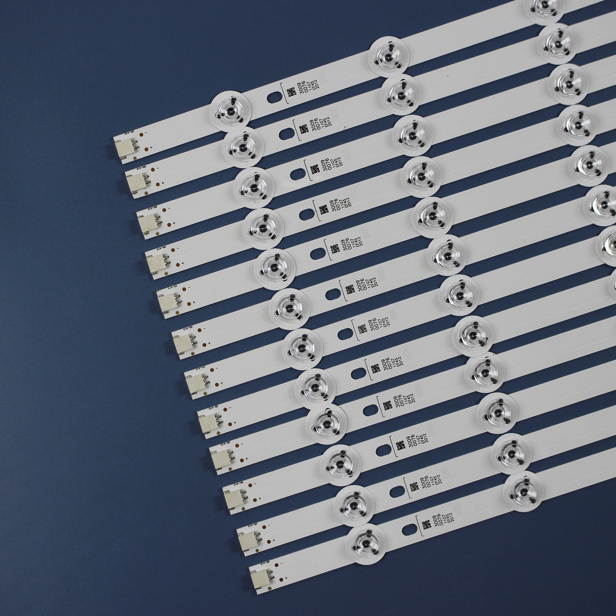 Лента светодиодная подсветка 12 шт./компл. для телевизоров Panasonic TX-55CX400B 55