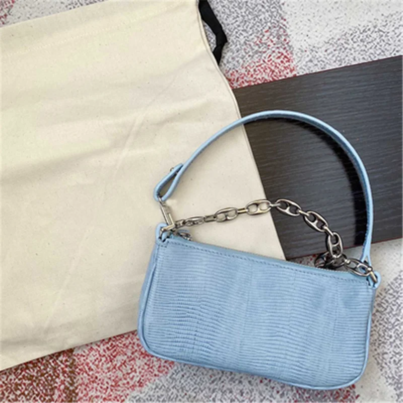 Сумка крокодиловая женская маленькая квадратная сумочка на плечо мессенджер