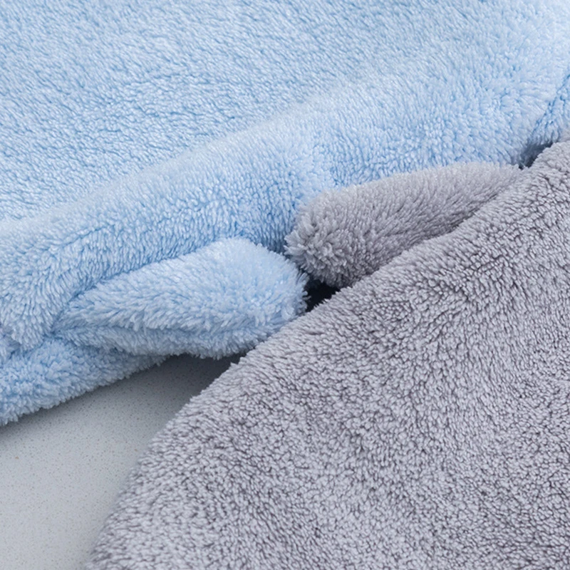 

Cartoon Bear Animal Hand Wipe Coral Fleece Absorbent Towel Household Kitchen Towel Cartoon Hanging Towel White Gray