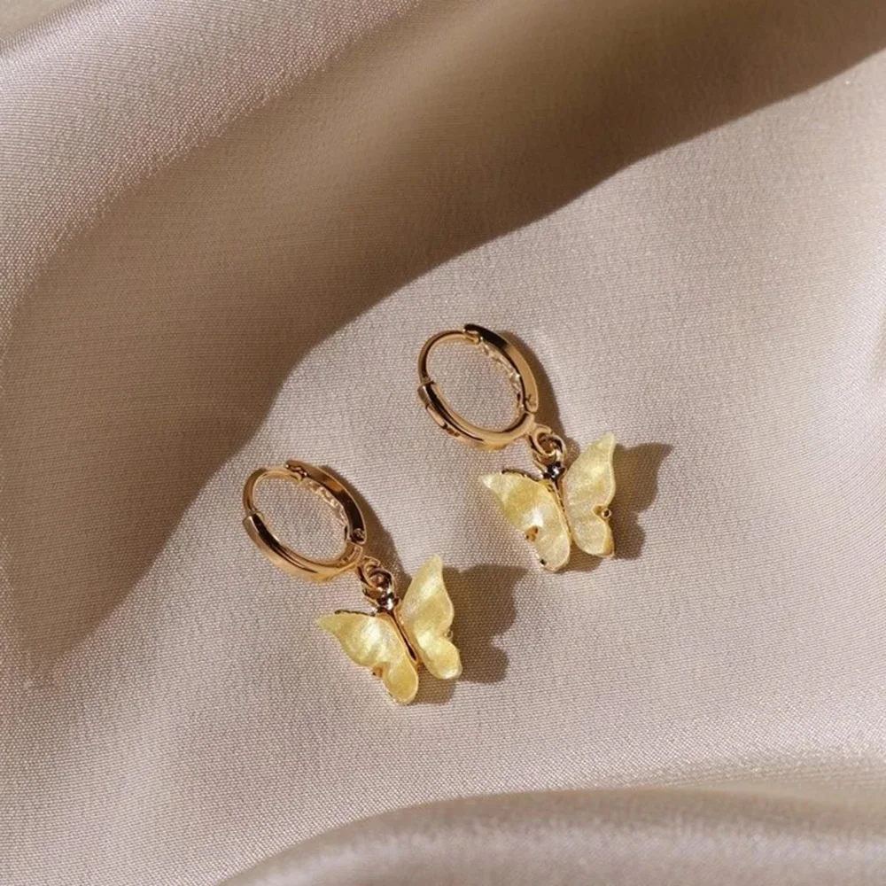 

New Vintage Earring Jewelry Fashion Multi-color Butterfly Shape Earring Pendant For Women 2021 Simple Alloy Earrings Party Gift