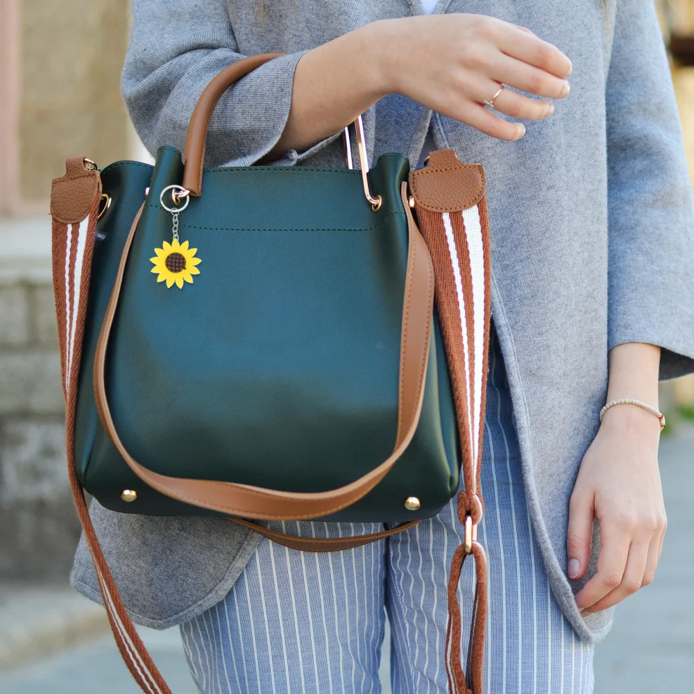 

12Pcs Sunflower Keychains Alloy Key Holder Key Hanging Ornaments Festival Gift