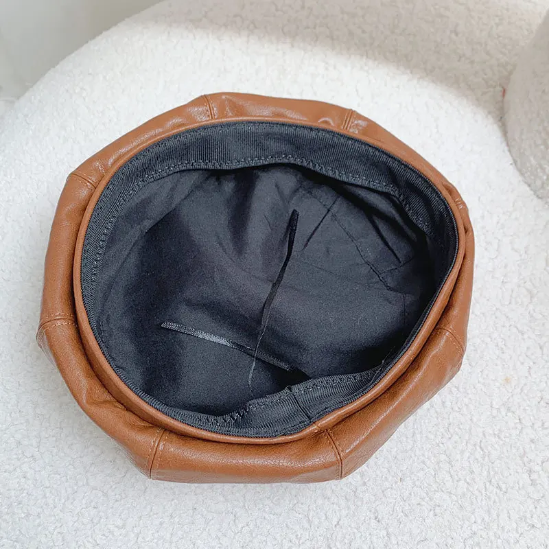 

New Women Hot Fashion Beret Hat Retro Faux PU Leather Artist Beret Caps Female Girls Korean Painter Berets for Autumn Winter