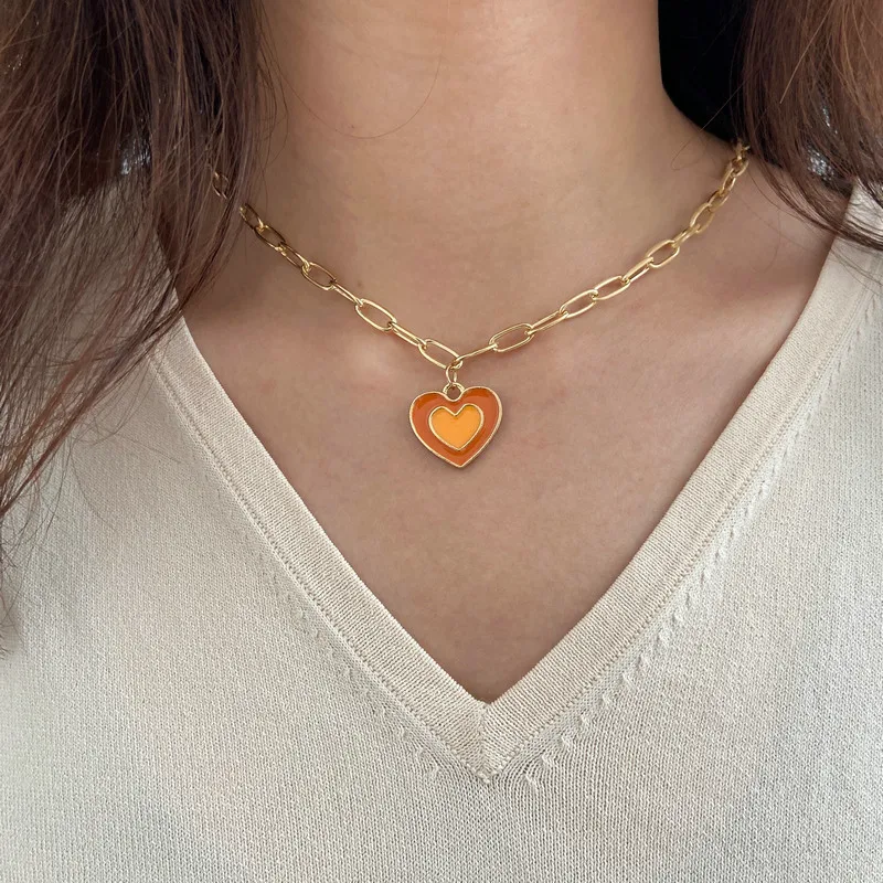 

Jewelry for Women 2021 Heart Pendant Necklace Creative Alloy Drop Oil Double Heart Pendant Necklaces for Women Jewelry Collares