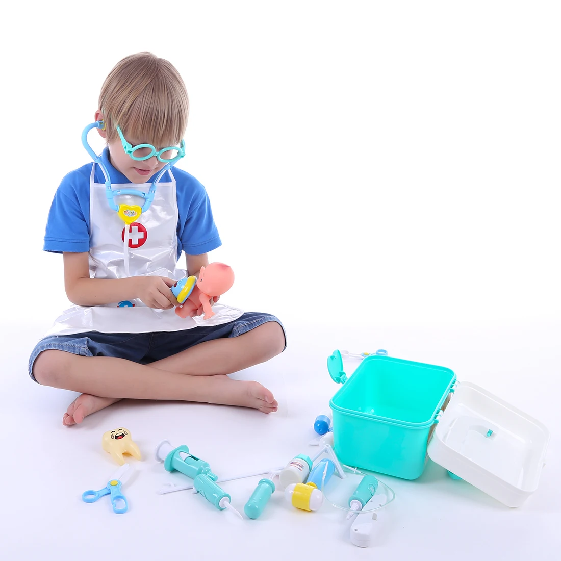 

26Pcs Pretend & Play Emulational Suitcase Kit Acousto-Optic Doctor Echometer Toy Set With Clothes And Doll With For Children
