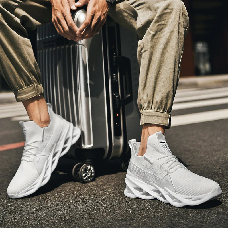 

Fashion Green Men's Sneakers Mesh Breathable Big Size Casual Sneakers Men Platform Soft Couple Casual Shoes Men