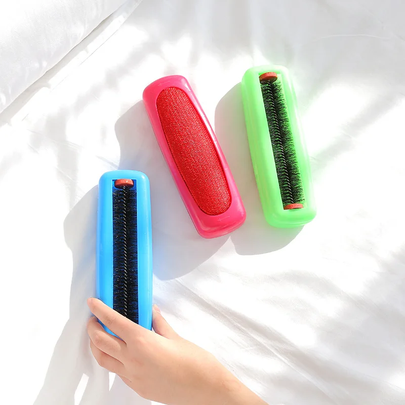 

1PC Fur Remover Sweeper Clothing Dust Removal Brush Bed Brush Multi-Purpose Dust Suction Brush Carpet Clothes Cleaning Tools