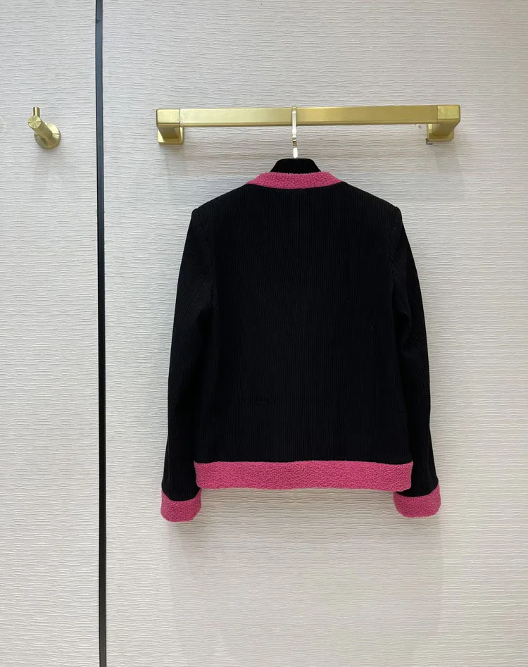 

Luxury Brand Contrast Color Jackets Women 2021 New V-neck Big Pocket Single Breasted Short Cardigans Office Lady Versatile Coats