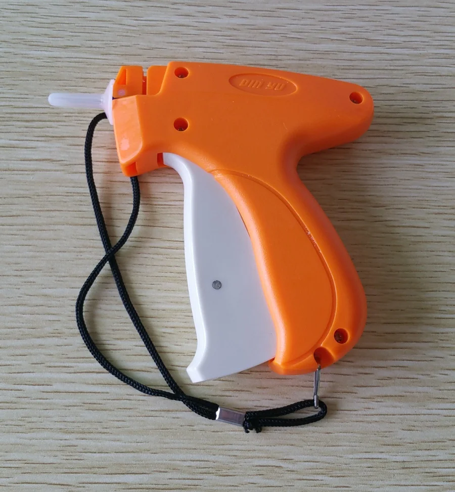 

1pcs Tag Gun + 1000 pcs 39mm Barbs Steel Needle standard tag gun clothing price label with