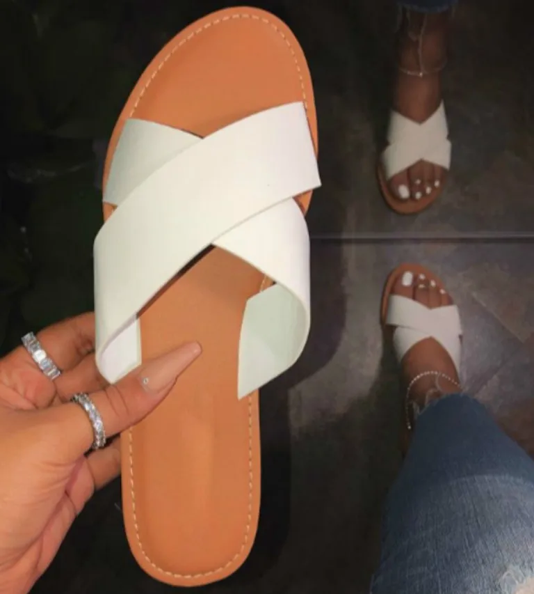 

2020 White Summer Slides For Women Wild Flat Women Casual Outdoor Shoes Large Size Female Sandals Women Slippers Beach Shoes