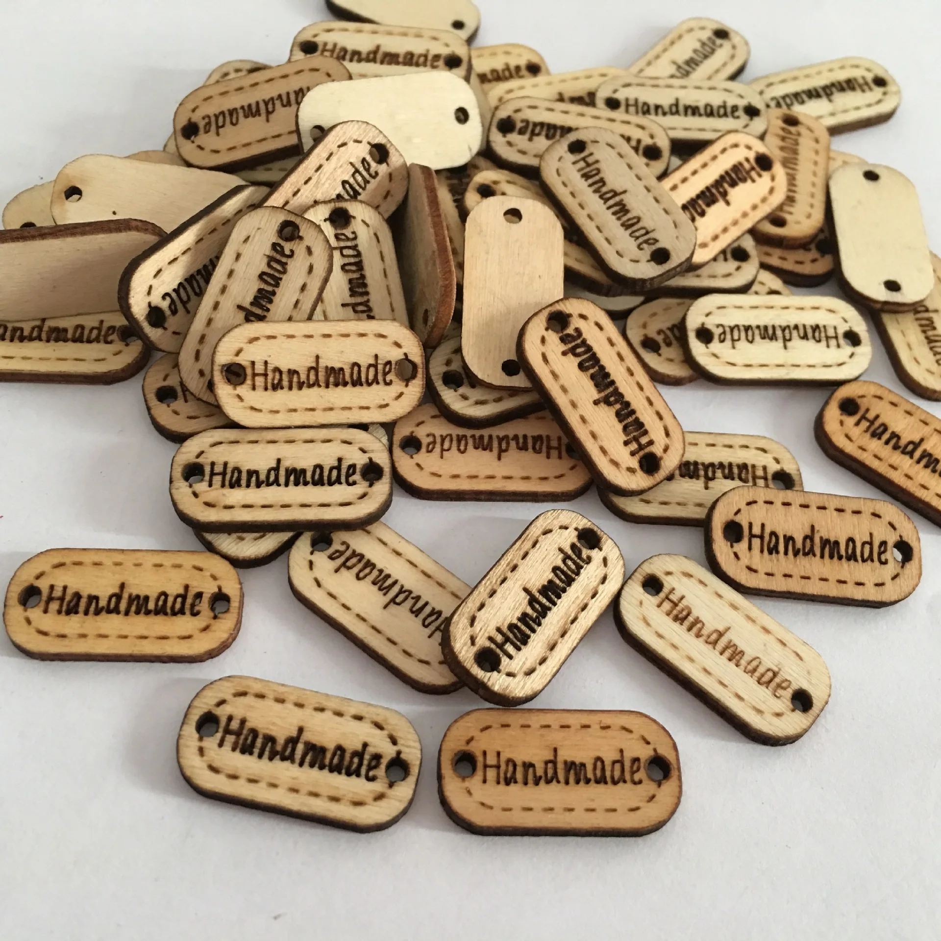 Двухглазный знак с английским алфавитом детский ярлык ручной работы расписанные