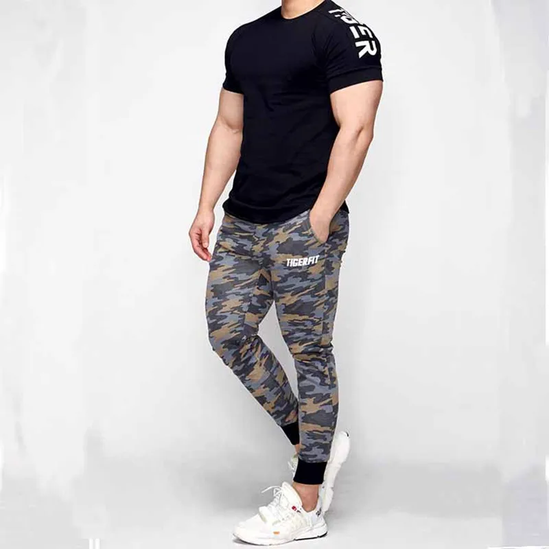 

Muscle Brothers Sports and Leisure T-shirt Loose Fashion Trend Men's Short Sleeve Outdoor Fitness Running Breathable Top