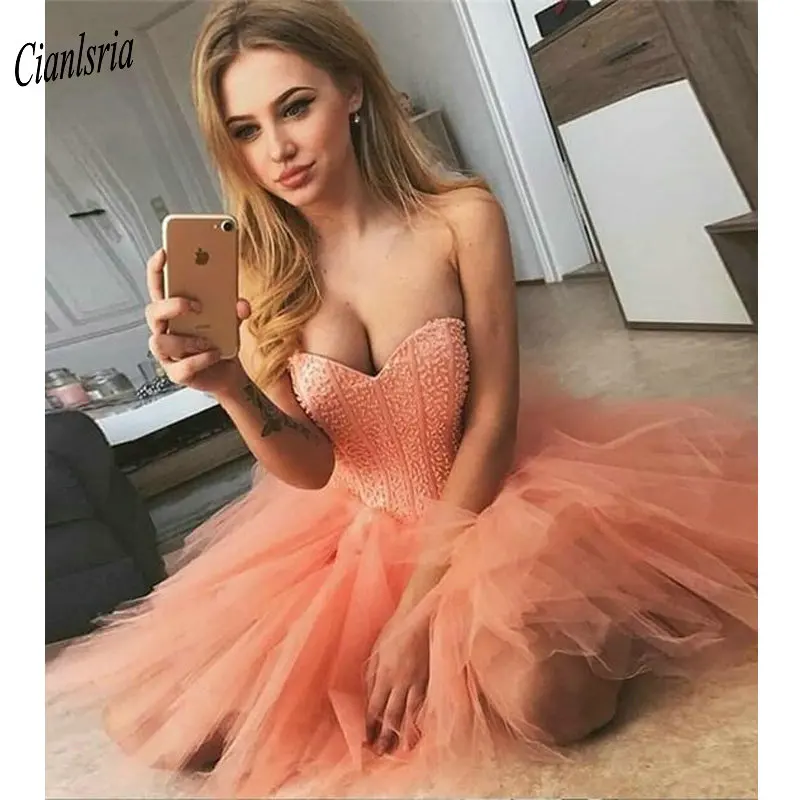 

Coral Beading Sweetheart Short Homecoming Dresses 2020 Sexy Above Knee Party Dress Sleeveless Puffy Tulle Mini Graduation Dress