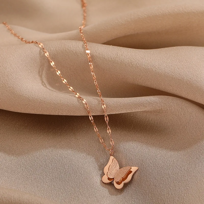 

New Lady Titanium Steel High Quality Butterfly Necklace Clavicle Chain Simple Fashion Wild Pendant Necklace Birthday Gift Wholes