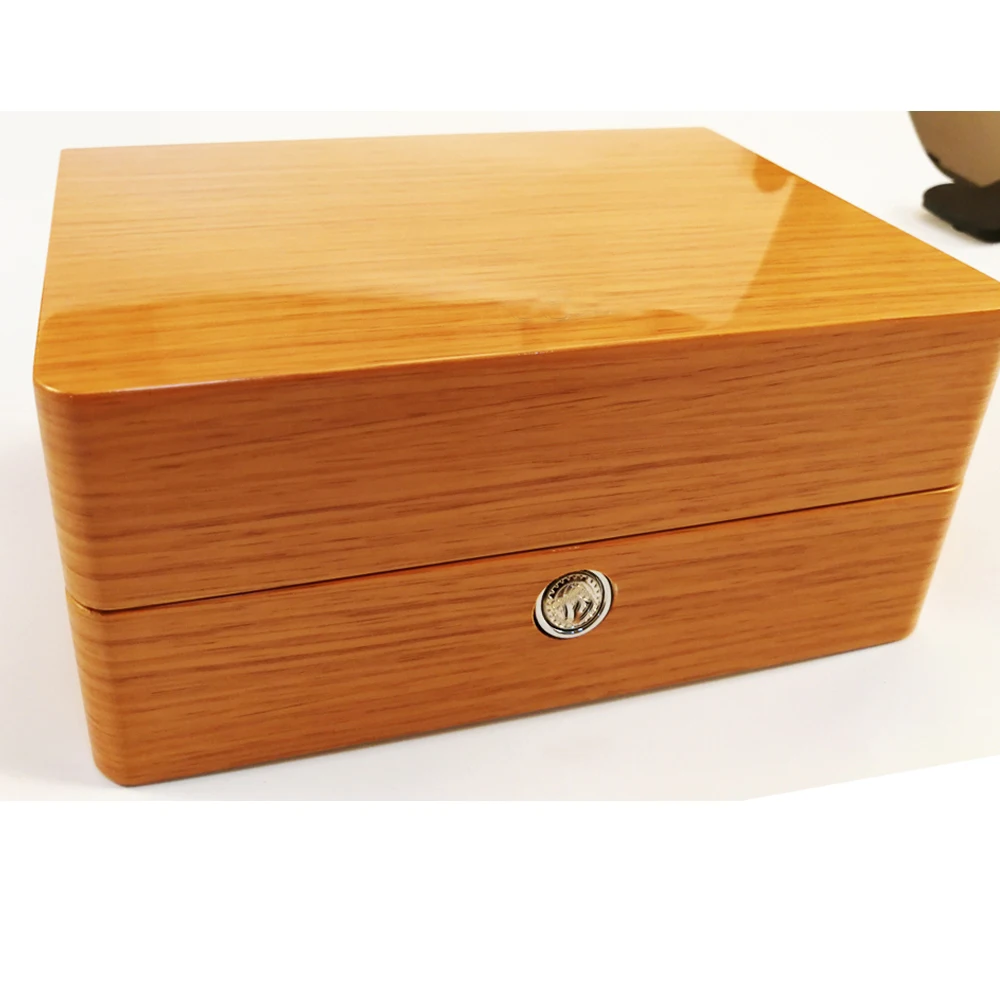 

Luxury watch box