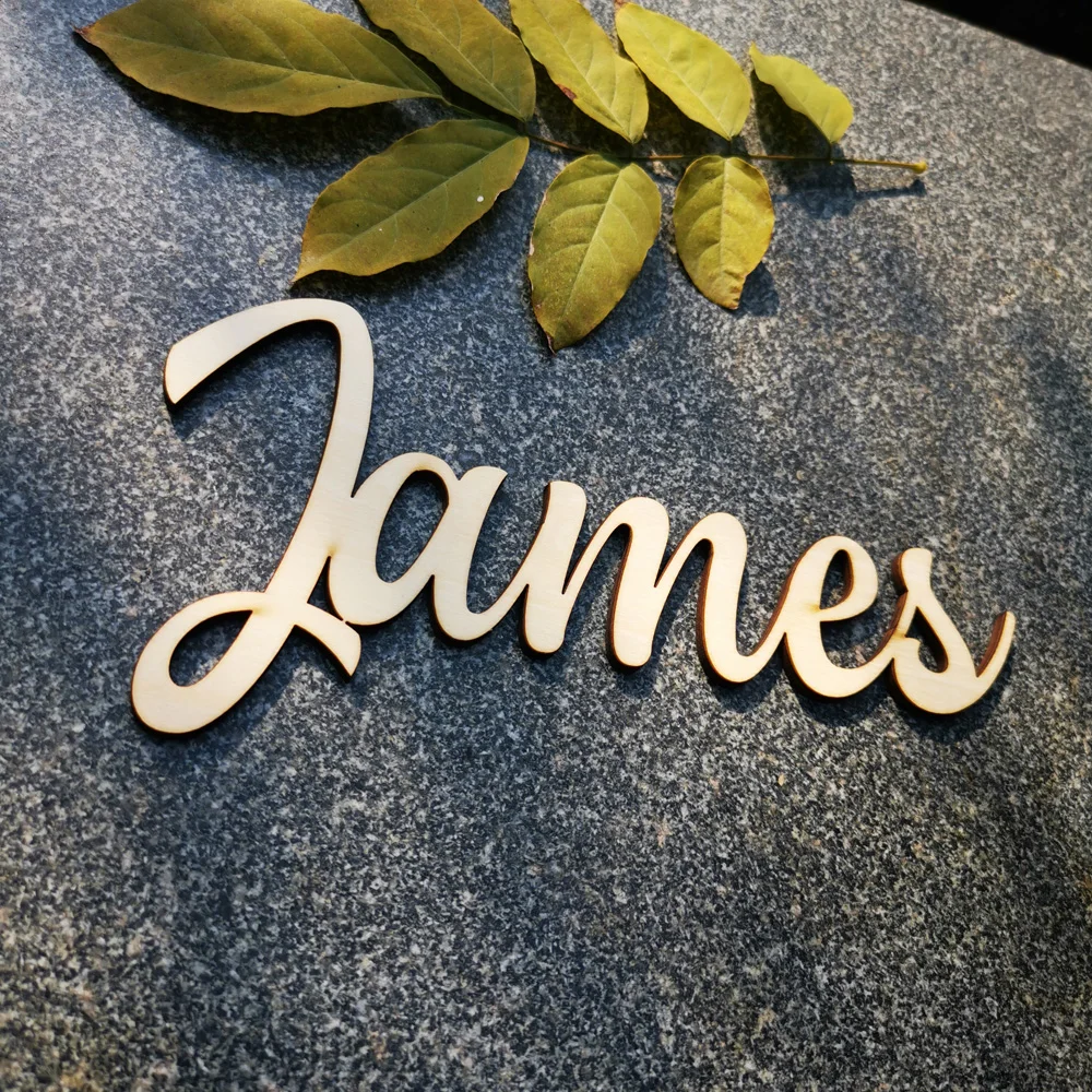 Деревянный настенный знак с именем ребенка персонализированный шрифт для