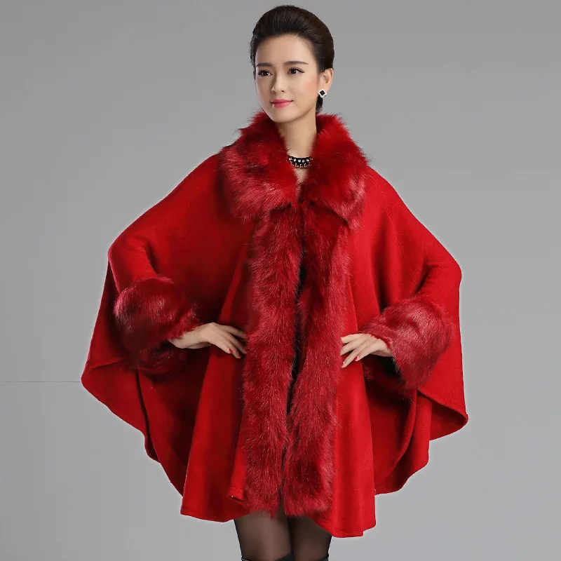 

2020 Plus Size Female Black Cape Big Pendulum Coat Winter Turn-Down Faux Fur Neck Women Long Batwing Sleeve Cardigan Loose Cloak