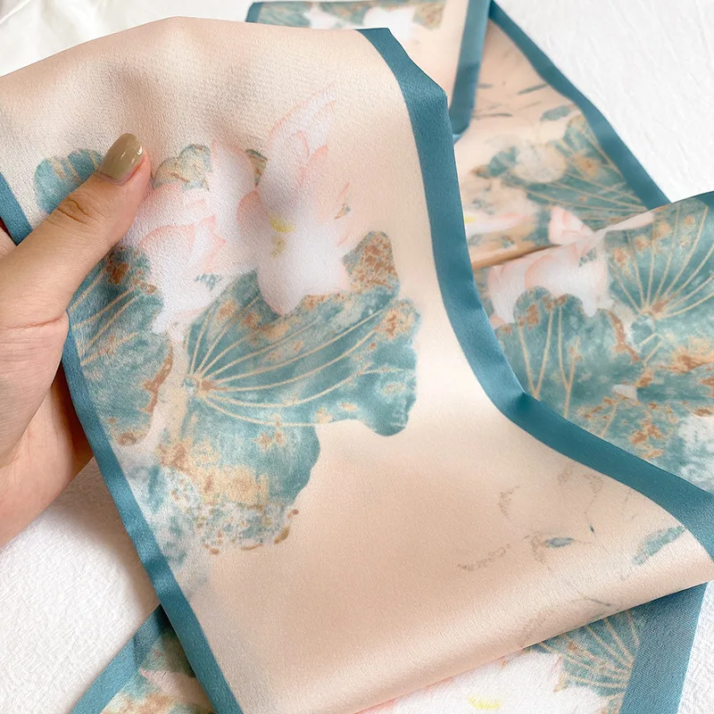

2021 Hijab Winter New Lotus Print Thin Narrow Long Silk Female Fashion Foreign Style Decorative Korean Hairband Binding Bag