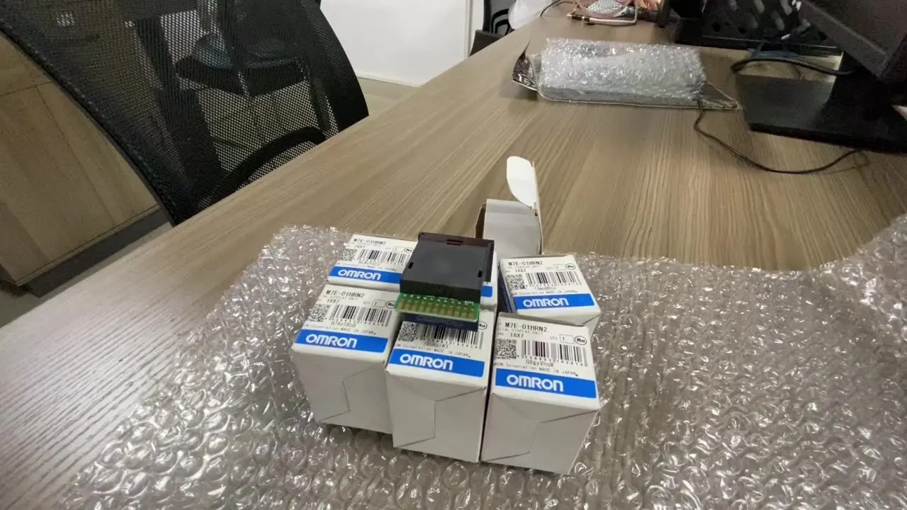 

New 6ES7211-1HE40-0XB0 SIMATIC S7-1200 compact CPU DC/DC/relay for siemens