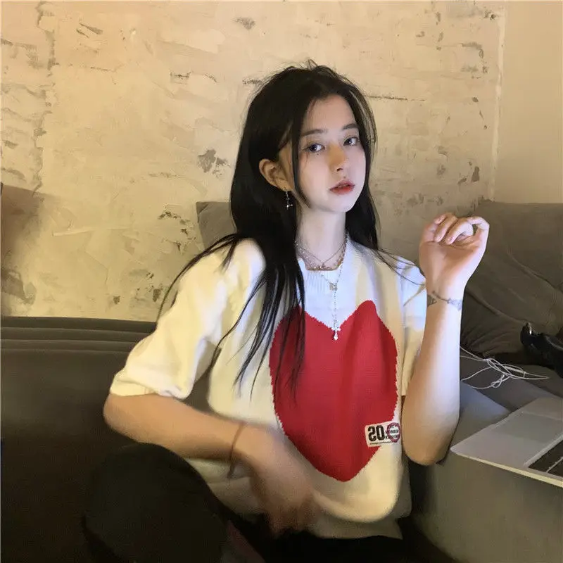 

Short sleeve 2021 new women's spring and summer top versatile design love knitted bottomed sweater loose sweater