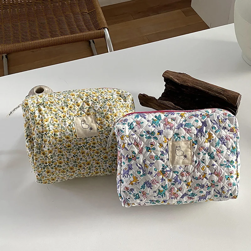 

Korean women's cosmetic bag, cosmetic box, solid color large cosmetic bag, cosmetic cotton bag.