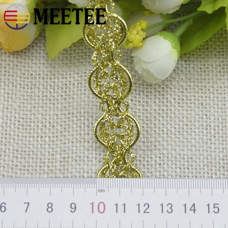 Лента с изогнутой кружевной отделкой ширина 10 метров 2 см|Кружево| |