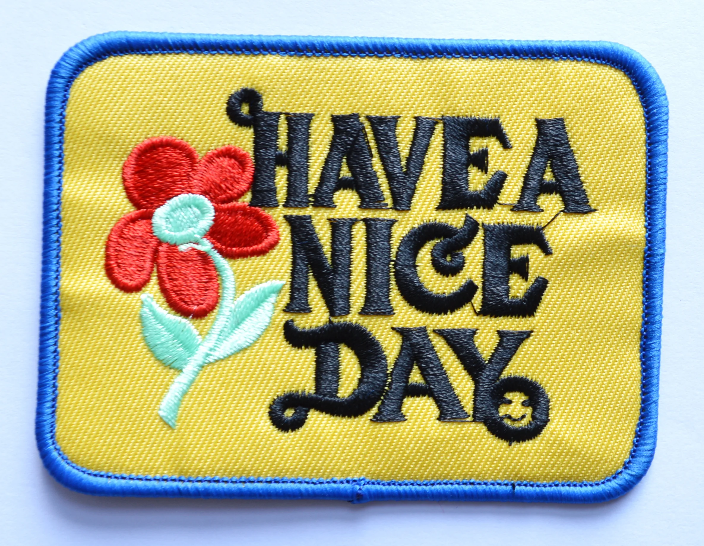 

1x Have a Nice Day - Red Flower - 70s hippie retro boho weed love applique iron on patch (≈ 9 * 6.8 cm)