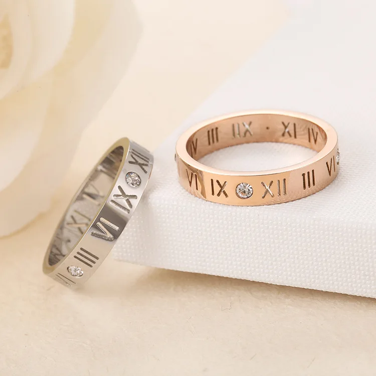 

Popular Diamond Rose Gold 18K Roman Digital Titanium Steel Ring Couple Fashion Couple Rings Rings Wholesale