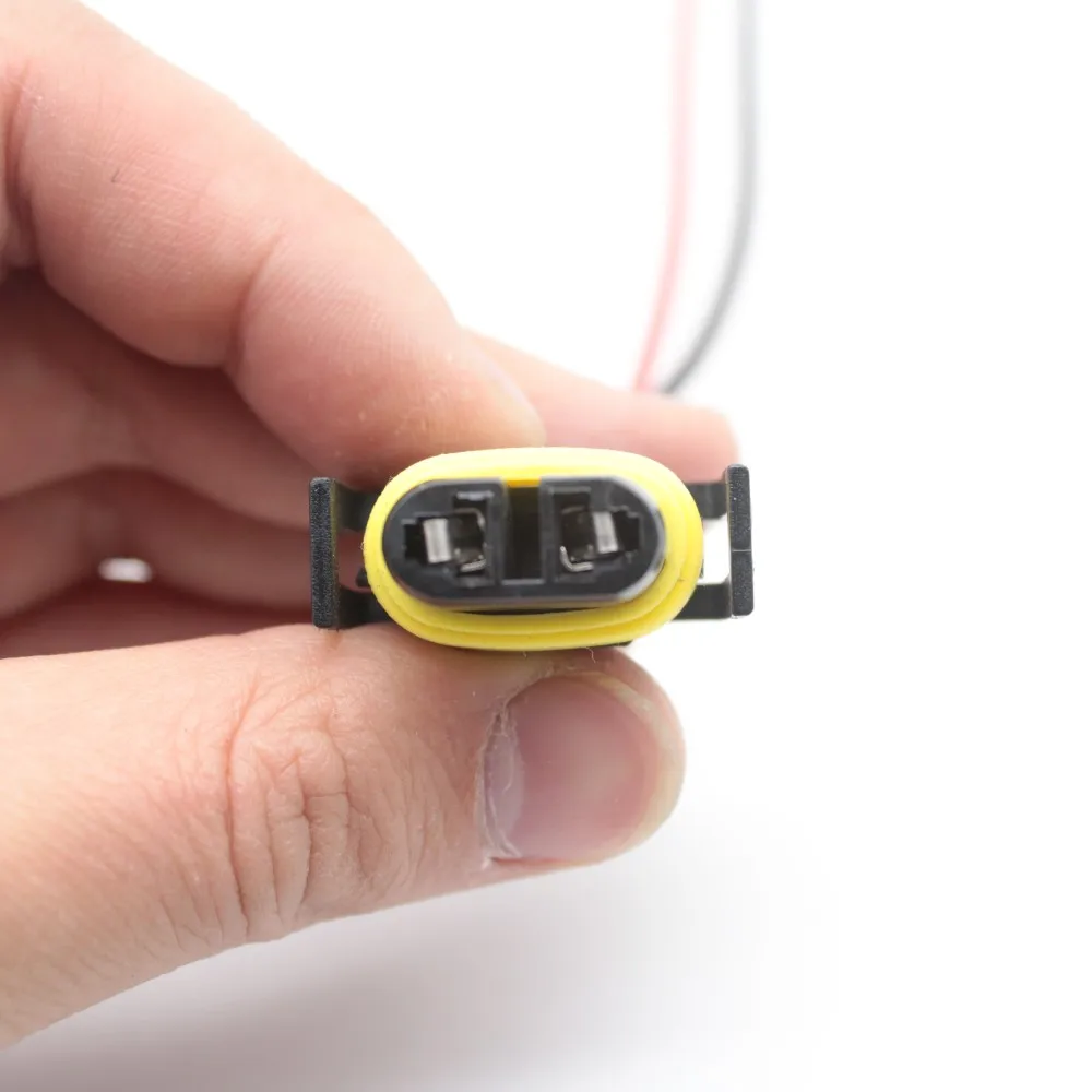 

eeMrke Universal Car Fog Lamp Wire Cable Socket H11 H8 Car Headlight Bulb Adapter Sockets Plug 2 Pieces