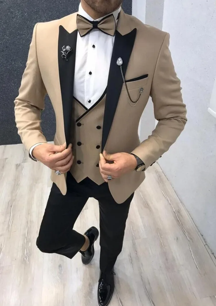 

New Arrival Men Suits Champagne and Black Groom Tuxedos Peak Lapel Groomsmen Wedding Best Man ( Jacket+Pants+Vest+Tie ) D32