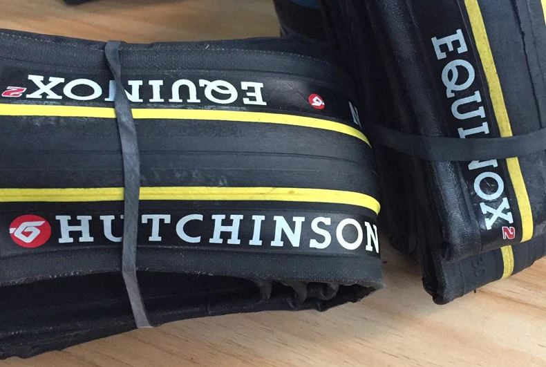 HUTCHINSON EQUINOX Ультралегкая 220 г велосипедная шина 700C шины для шоссейного велосипеда 700x23C bicicleta pneu 66TPI гоночные велосипедные шины цветные