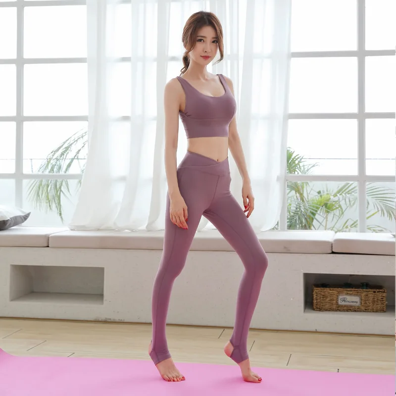 

Новый комплект для йоги, бесшовные тренировки, женская спортивная одежда для йоги, фитнес-бюстгальтер, спортивные костюмы + Энергетические ...
