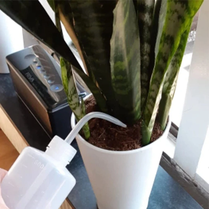 

500Ml Plastic Practical Portable Watering Tools Diffuser Dispenser Curved Mouth Eco-Friendly Squeeze Bottle 10Pcs