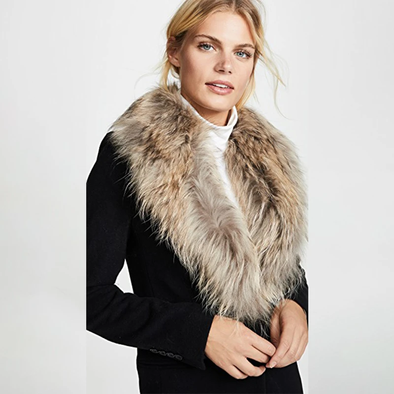 

FURSARCAR 2020 New Solid Women Real Fur Coat Luxury Sheepskin Coat With Raccoon Fur Collar And Cuff Winter Fashion Wool Fur Coat
