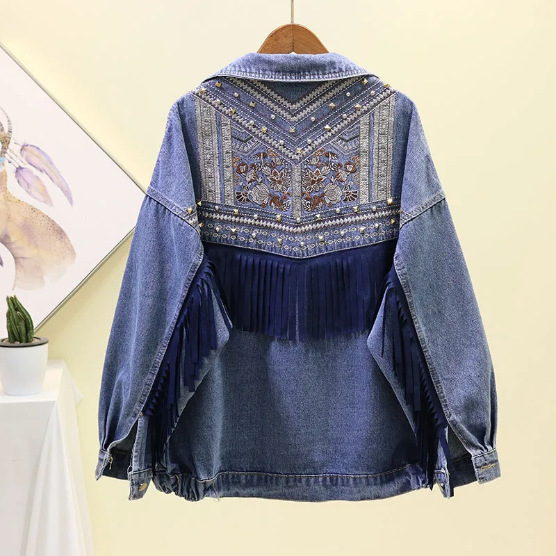 

2020 Autumn New Women Denim Jackets Fashion Rivet Tassel Jeans Coat Vintage Embroidery Overcoat Outwear Plus Size P605