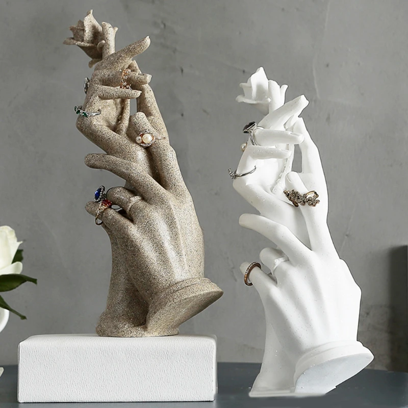 

Fashion Resin Ring Hand Mold Jewelry Display Manequin Ring Holder Jewelry Display Stand Rack Bracelet Necklace Showing Rack Prop