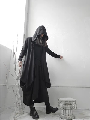 Свободная черная Асимметричная куртка большого размера с капюшоном и длинным