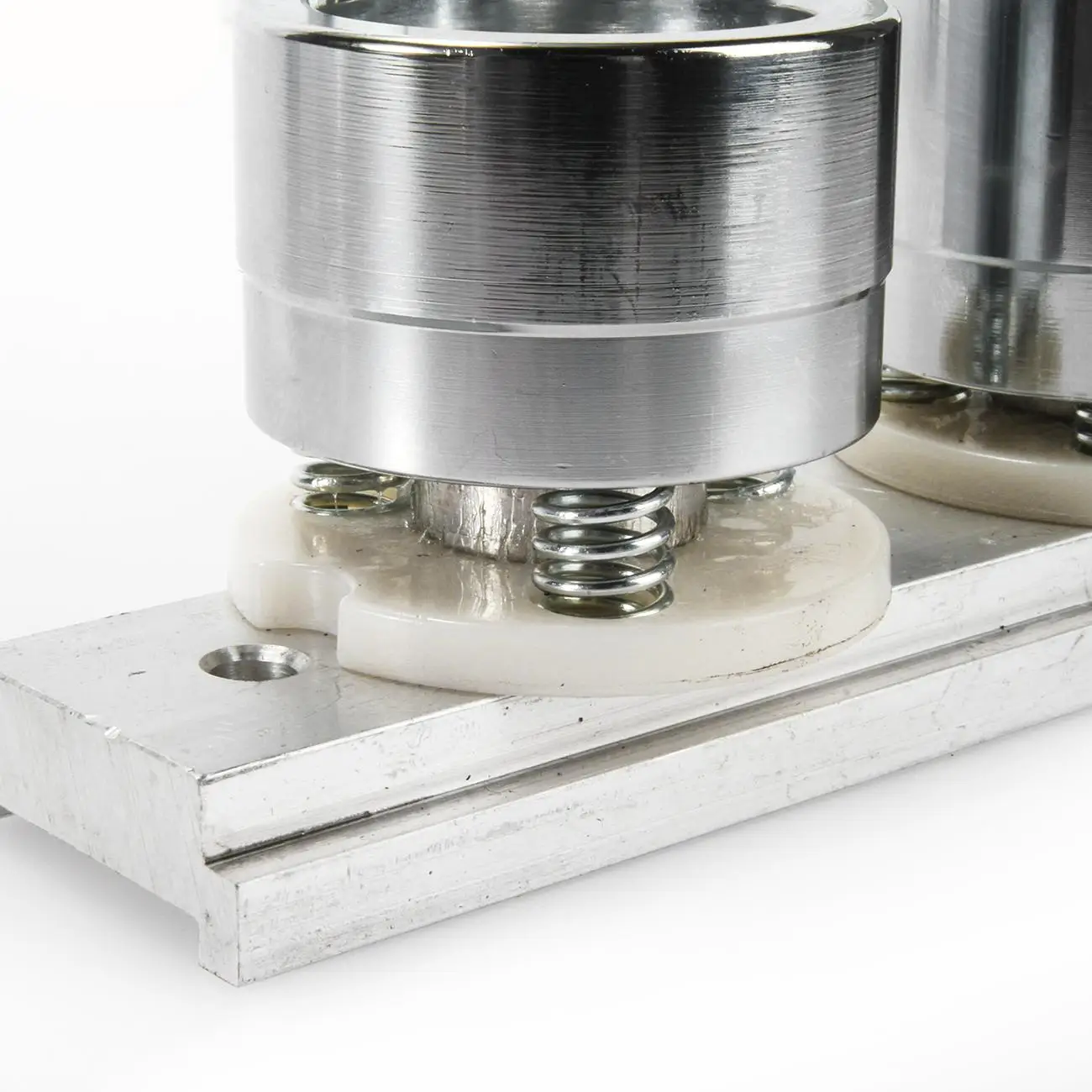 Булавки для изготовления значков форма кнопок формовочная машина штамповочная