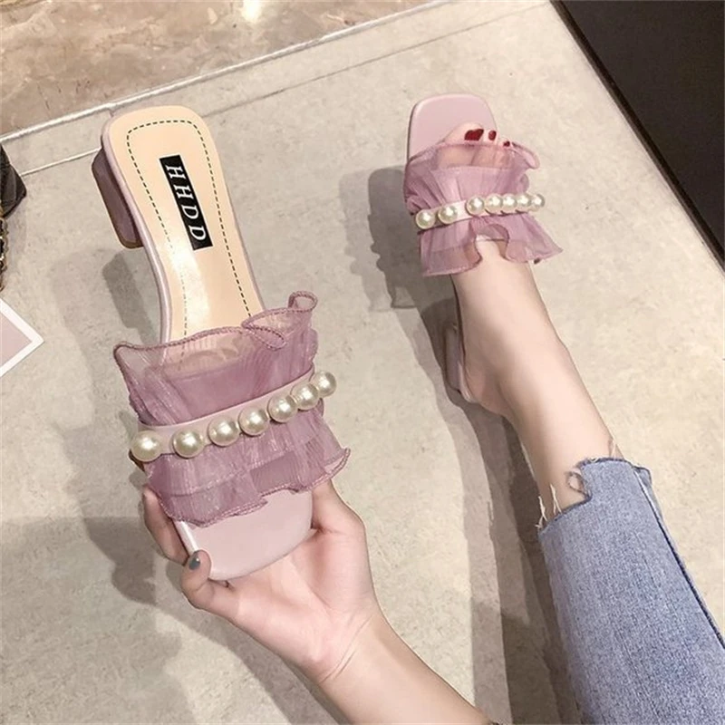 

Women's shoes slippers 2021 summer new Korean fashion outer wear ruffled pearl thick heel square sandals and slippers
