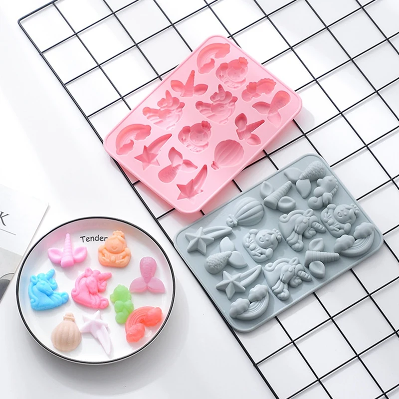 

1 Pc Pink/Blue Silicone Unicorn Mermaid Tail Rainbow Shape Mold Cake Decorating Tool Chocolate Soft Candy Mold