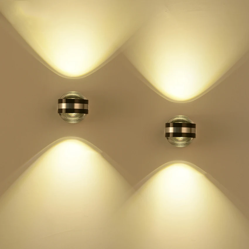 Вертикальная настенная лампа светодиодный светильник из алюминия и хрусталя